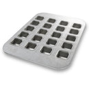 picture of Chicago Metallic Bakeware 25300